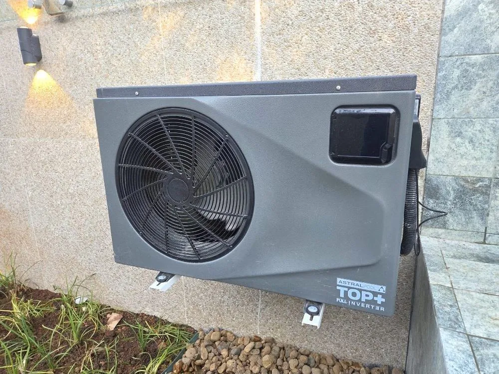 Bomba de calor AstralPool Top+ instalada pela Pointpool